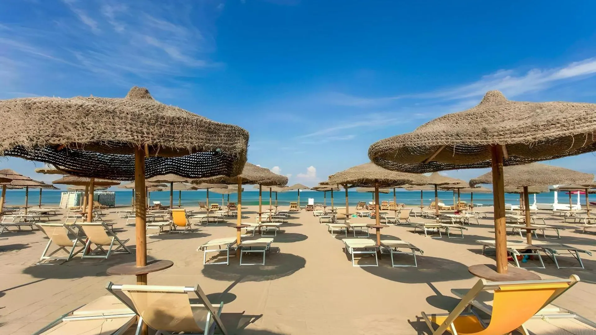 **** Hotell Hotiday Room Collection - Calambrone Tirrenia Italien